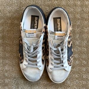 Golden Goose - Women's Superstar Shoe